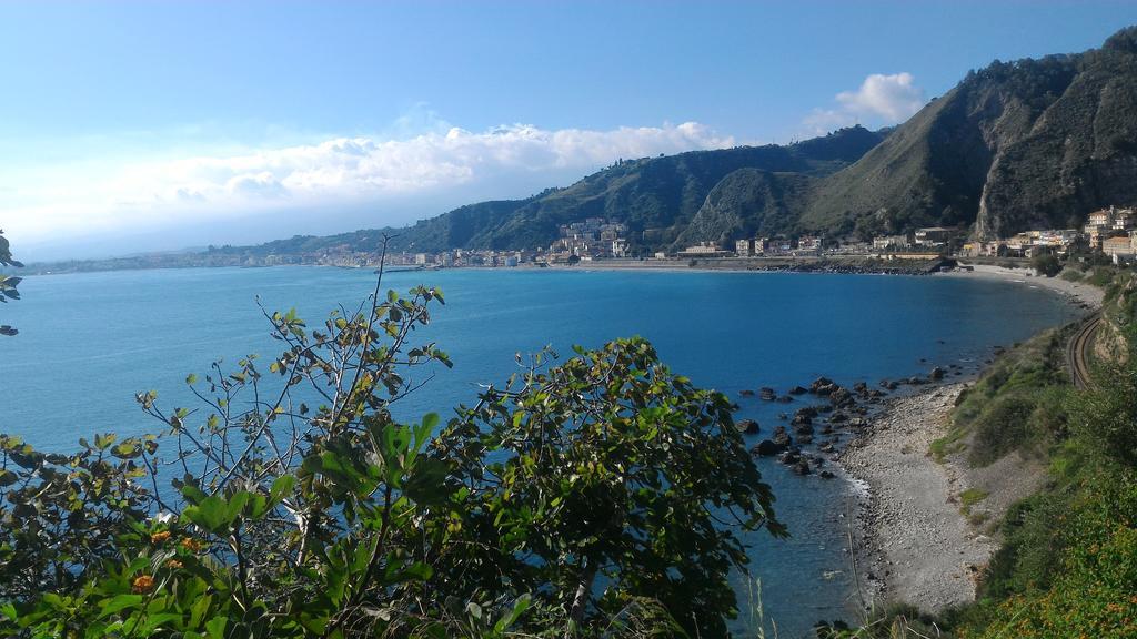 La Maison Doree Giardini Naxos Bilik gambar